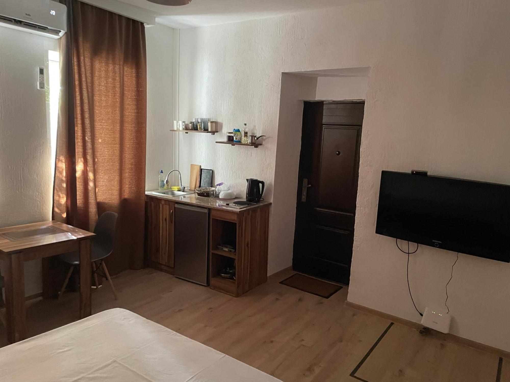 Apartment In The City Center With The Garden Ереван Экстерьер фото